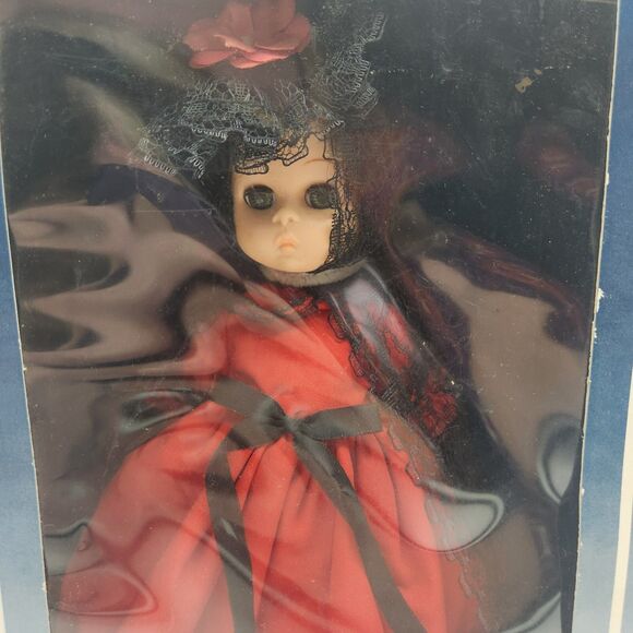 Dolls Of Foreign Countries Spain Rooted Hair Sleeping Eyes Vinyl Head & Arms... - Picture 3 of 7